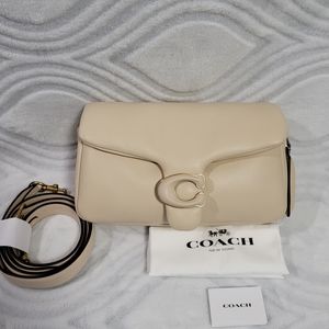 ❌SOLD❌ Coach Pillow Tabby 26 Ivory C0772
